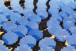 144台定日镜追光 攀枝花向太阳“借”来99.9%纯度绿氢