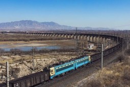 大秦线检修正式开始 每天9时至12时全线列车停运!