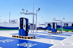 广东省内首座高速服务区加氢站落成