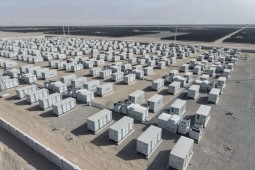 构网+跟网 | 海辰储能助力沙戈荒绘绿卷