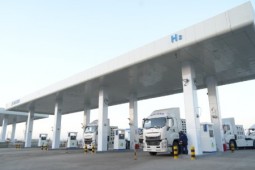 “乌金”动脉驶入“氢”时代——哈密氢能全产业链突围记