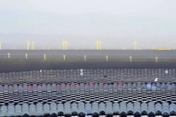 哈密两大风储光项目并网 年内装机冲刺4500万千瓦