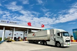 湖北：氫能重卡跑出“綠色加速度”