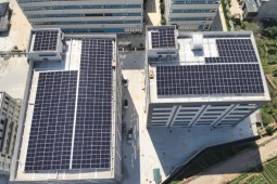 绿电铺就共富路，浙江新能助力结对村建成屋顶光伏项目